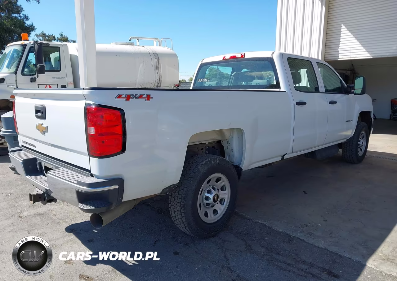 2017 Chevrolet Silverado 3500Hd Wt VIN:1GC4KYCYXHF199983 - 4