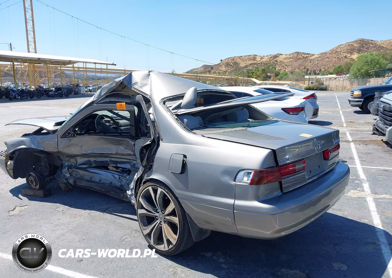 1999 Toyota Camry Ce-Le-Xle VIN:4T1BG22K9XU576618 - 3