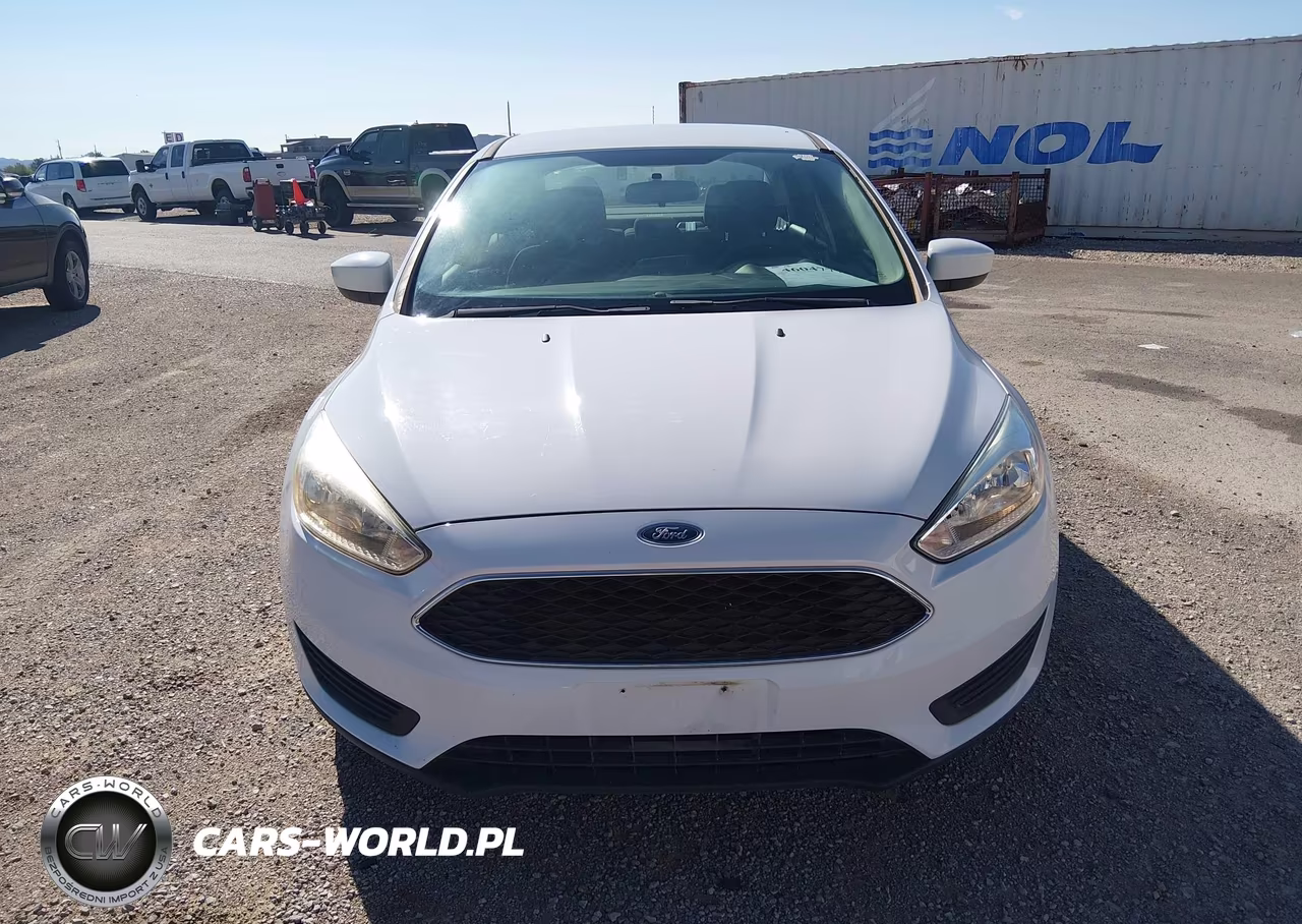 2018 Ford Focus Se VIN:1FADP3F26JL328634 - 14