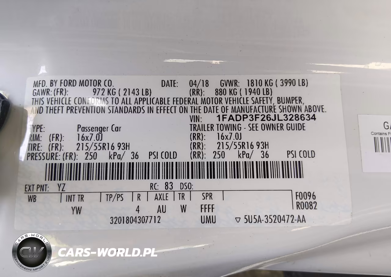 2018 Ford Focus Se VIN:1FADP3F26JL328634 - 9