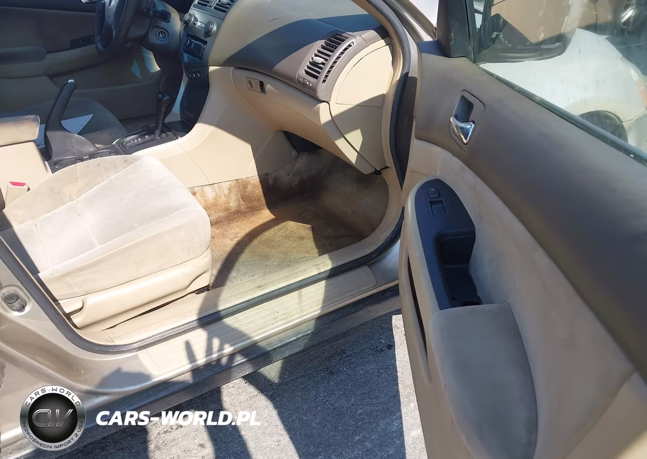 2003 Honda Accord 2.4 Lx VIN:1HGCM56393A026824 - 5