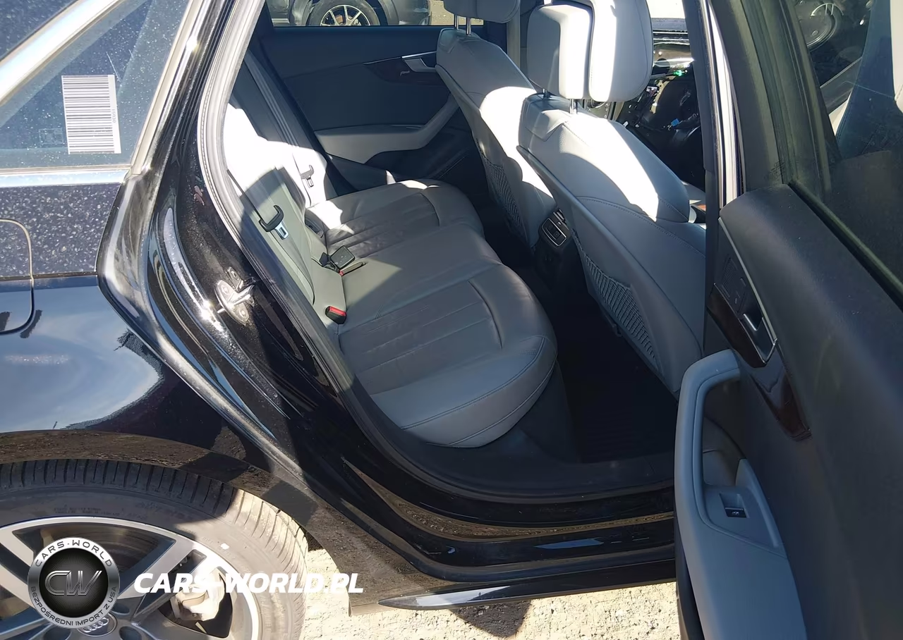 2017 Audi A4 2.0T Premium VIN:WAUENAF45HN015855 - 8