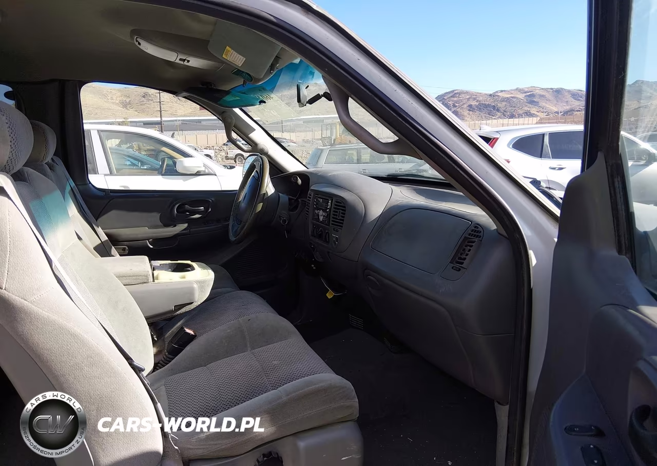 2001 Ford F-150 Lariat-Xl-Xlt VIN:1FTRX17W21NB81366 - 5