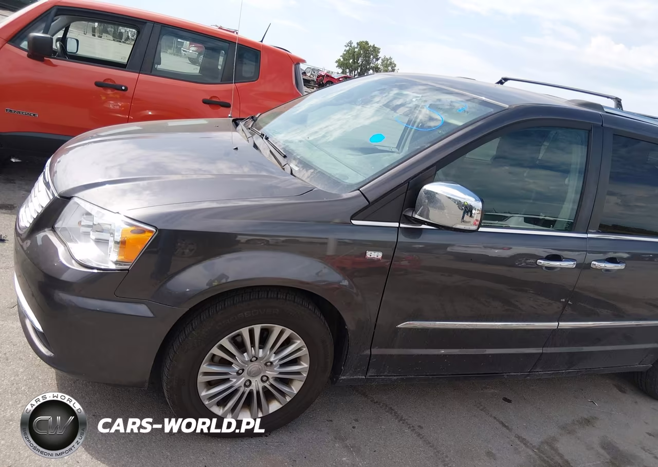 2014 Chrysler Town & Country Touring-L 30Th Anniversary VIN:2C4RC1CG3ER224695 - 17