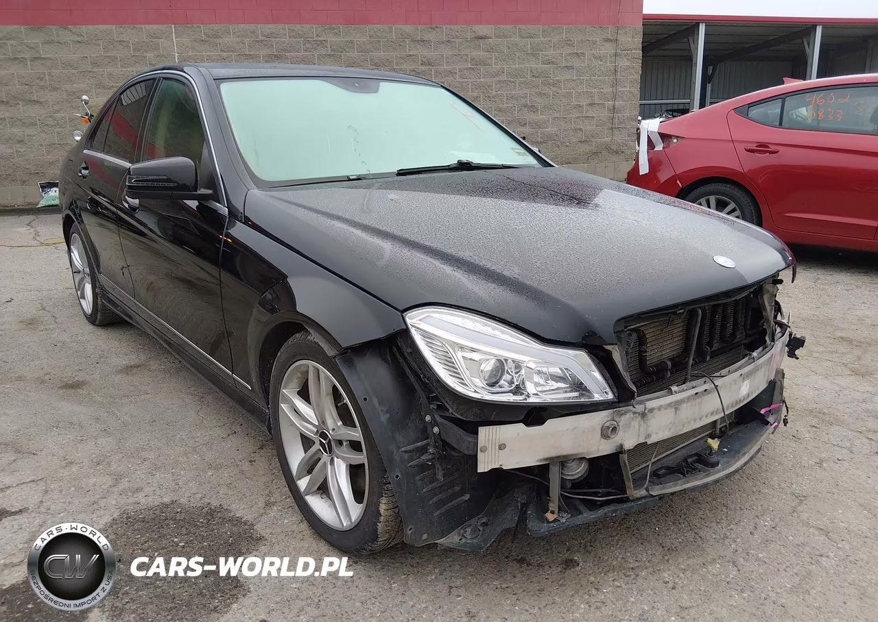 2013 Mercedes-Benz C 300 Sport 4Matic VIN:WDDGF8AB9DA885025 - 18