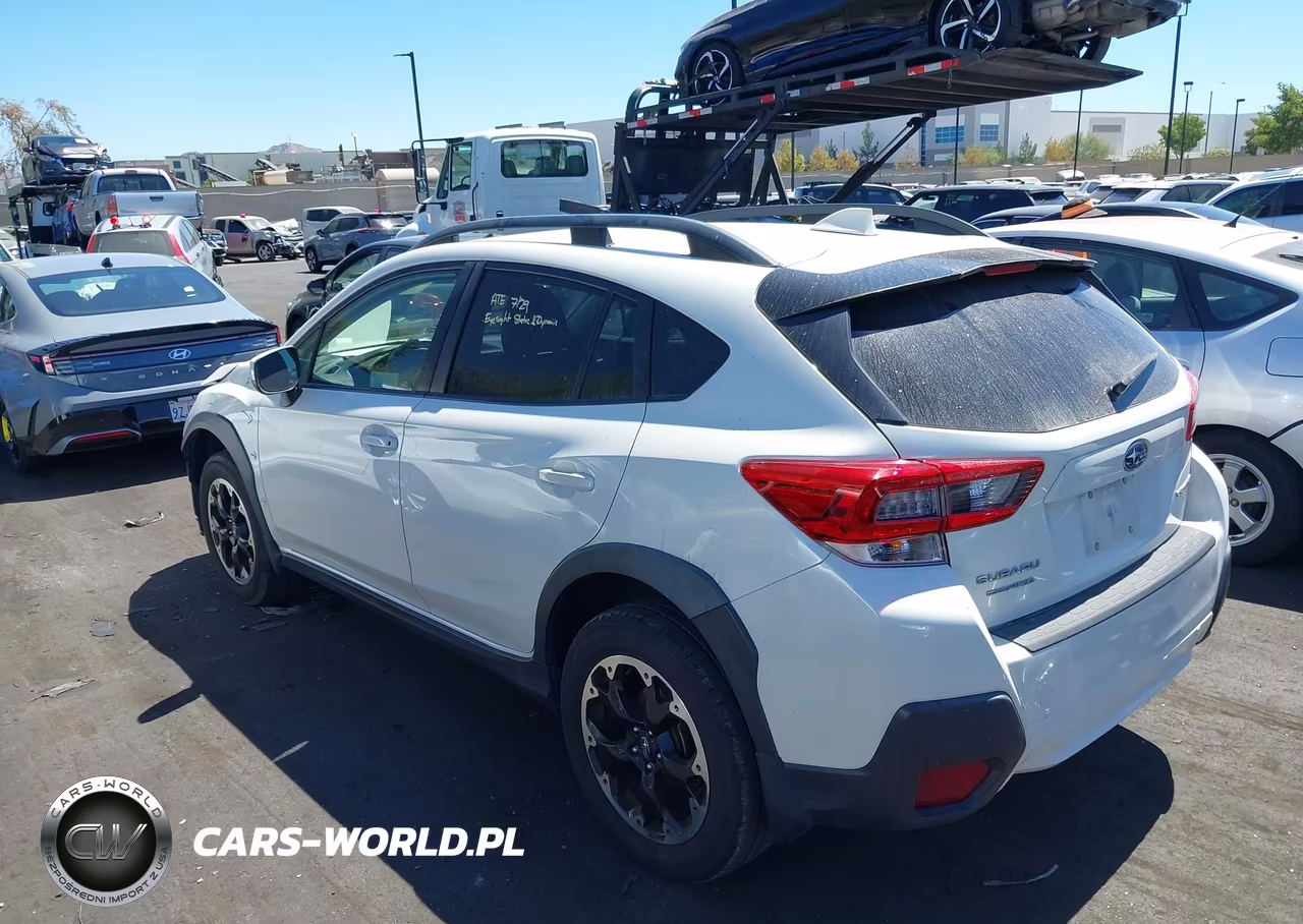 2022 Subaru Crosstrek Premium VIN:JF2GTAPC7NH285611 - 3