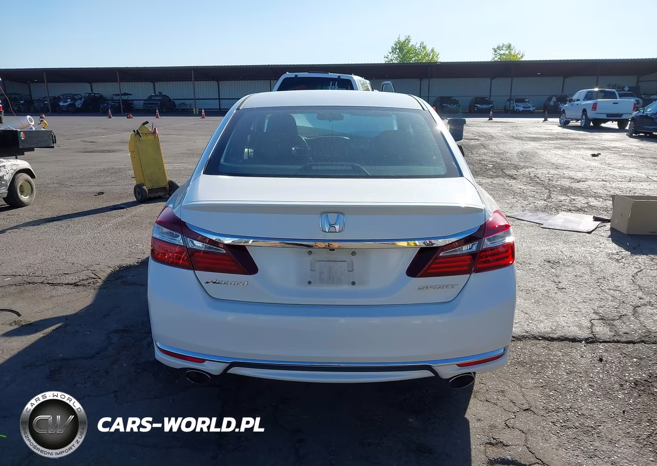 2017 Honda Accord Sport VIN:1HGCR2F56HA116361 - 17