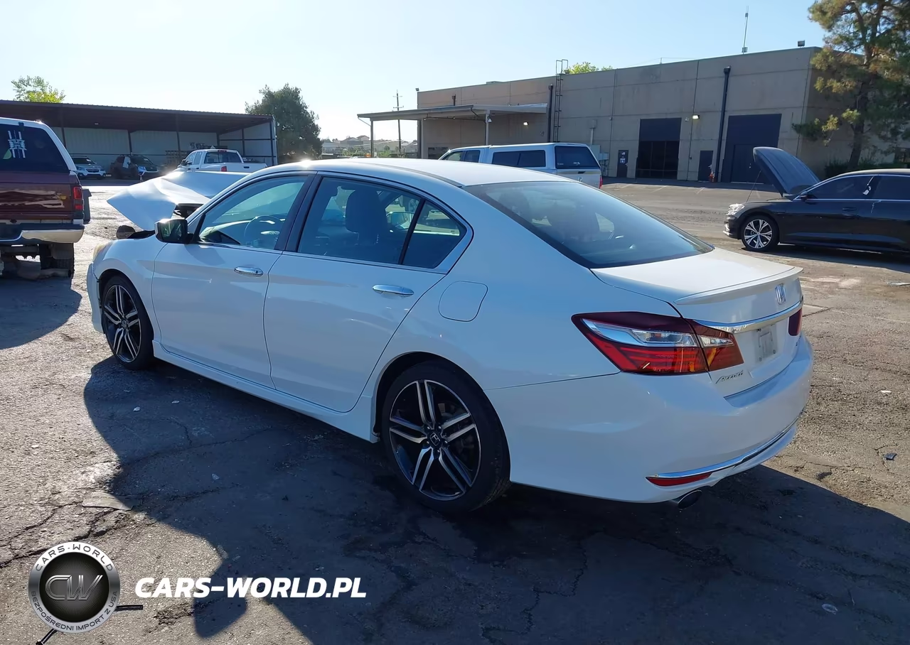 2017 Honda Accord Sport VIN:1HGCR2F56HA116361 - 3