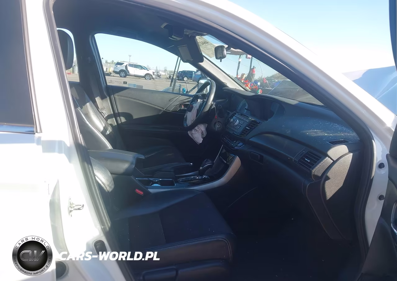 2017 Honda Accord Sport VIN:1HGCR2F56HA116361 - 5