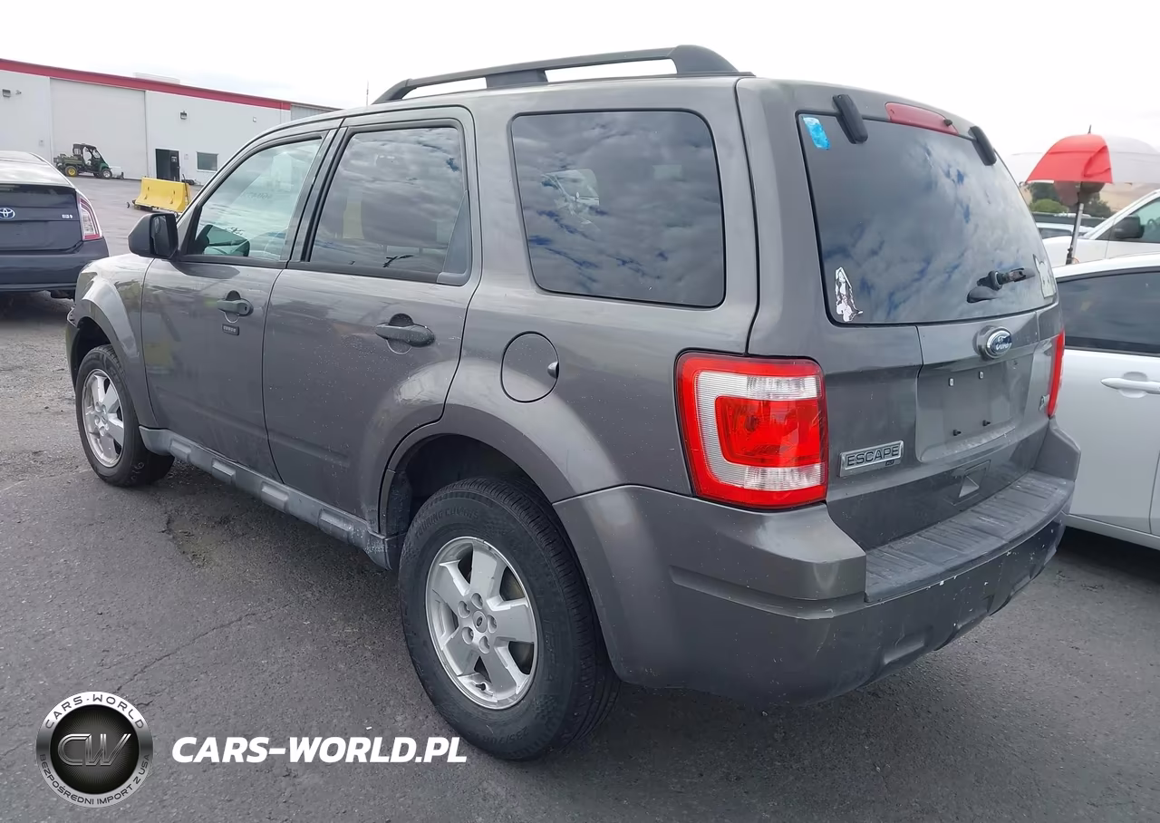 2011 Ford Escape Xlt VIN:1FMCU9DG0BKC65176 - 3