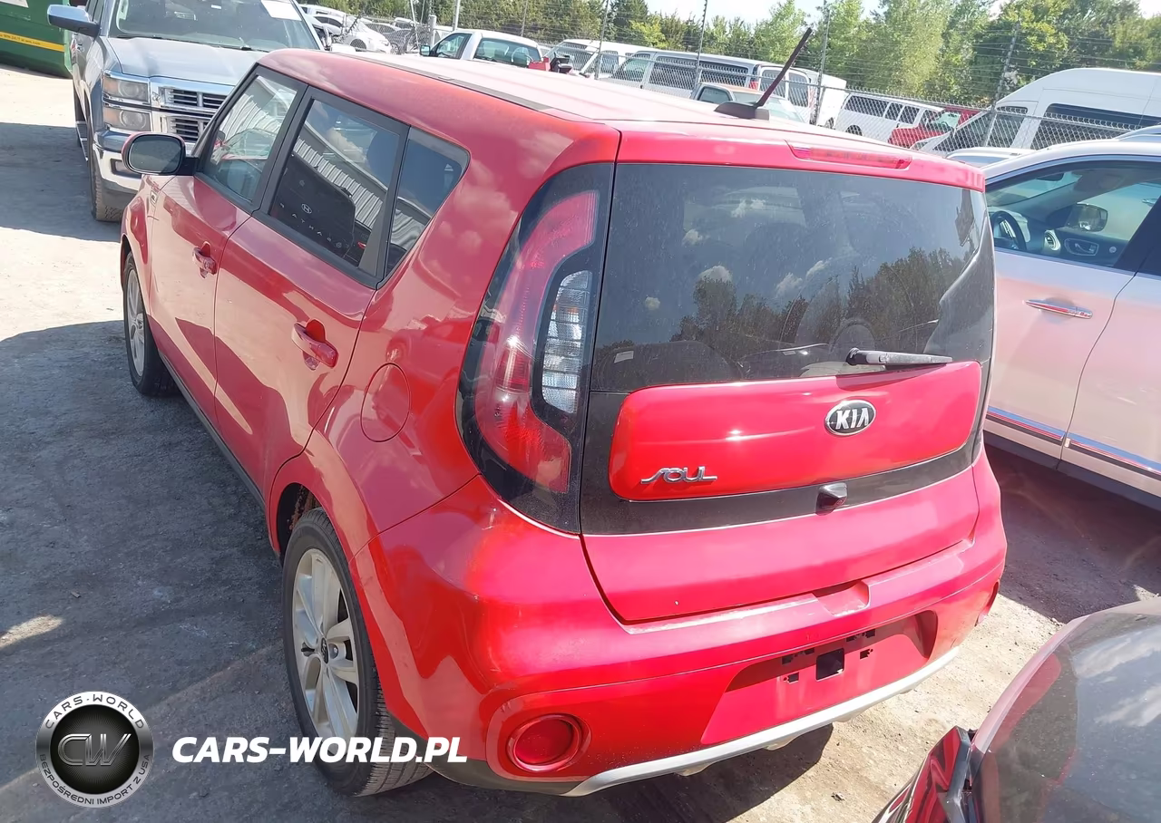 2017 Kia Soul + VIN:KNDJP3A58H7415338 - 16