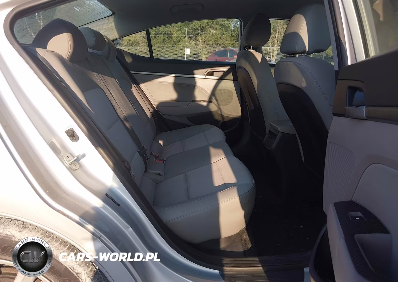 2017 Hyundai Elantra Se VIN:5NPD84LF1HH106120 - 8