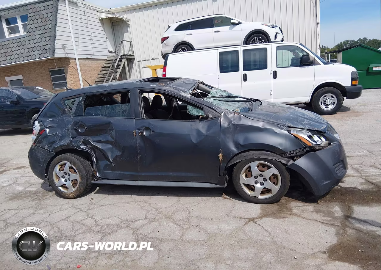 2010 Pontiac Vibe VIN:5Y2SP6E84AZ400470 - 14