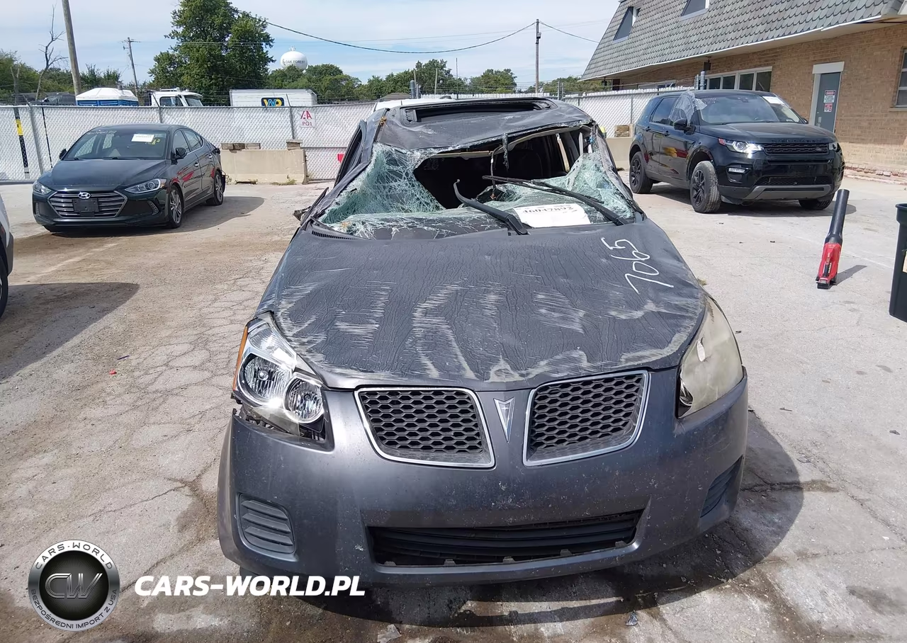 2010 Pontiac Vibe VIN:5Y2SP6E84AZ400470 - 6