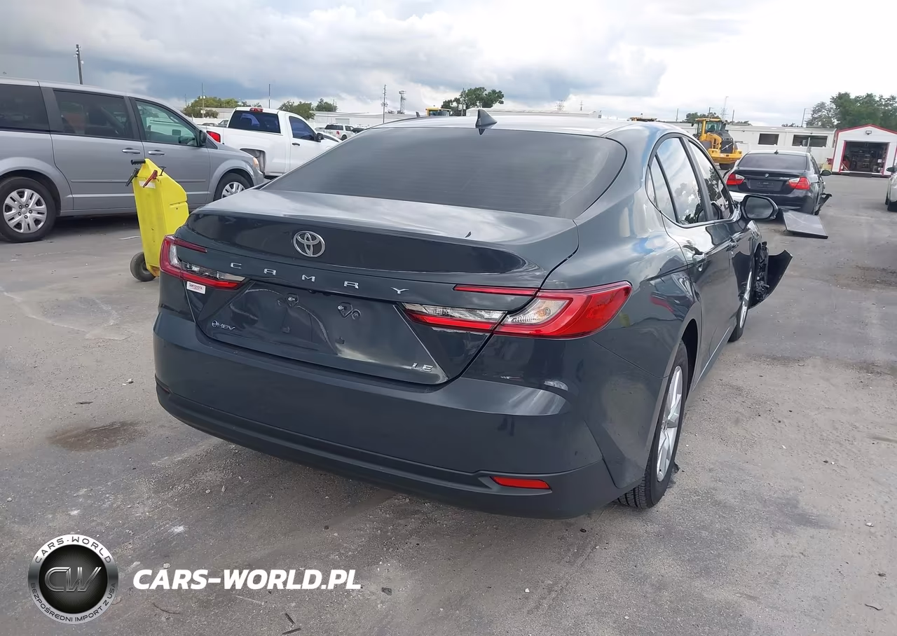 2026 Toyota Camry Le VIN:4T1DAACK0TU705312 - 4
