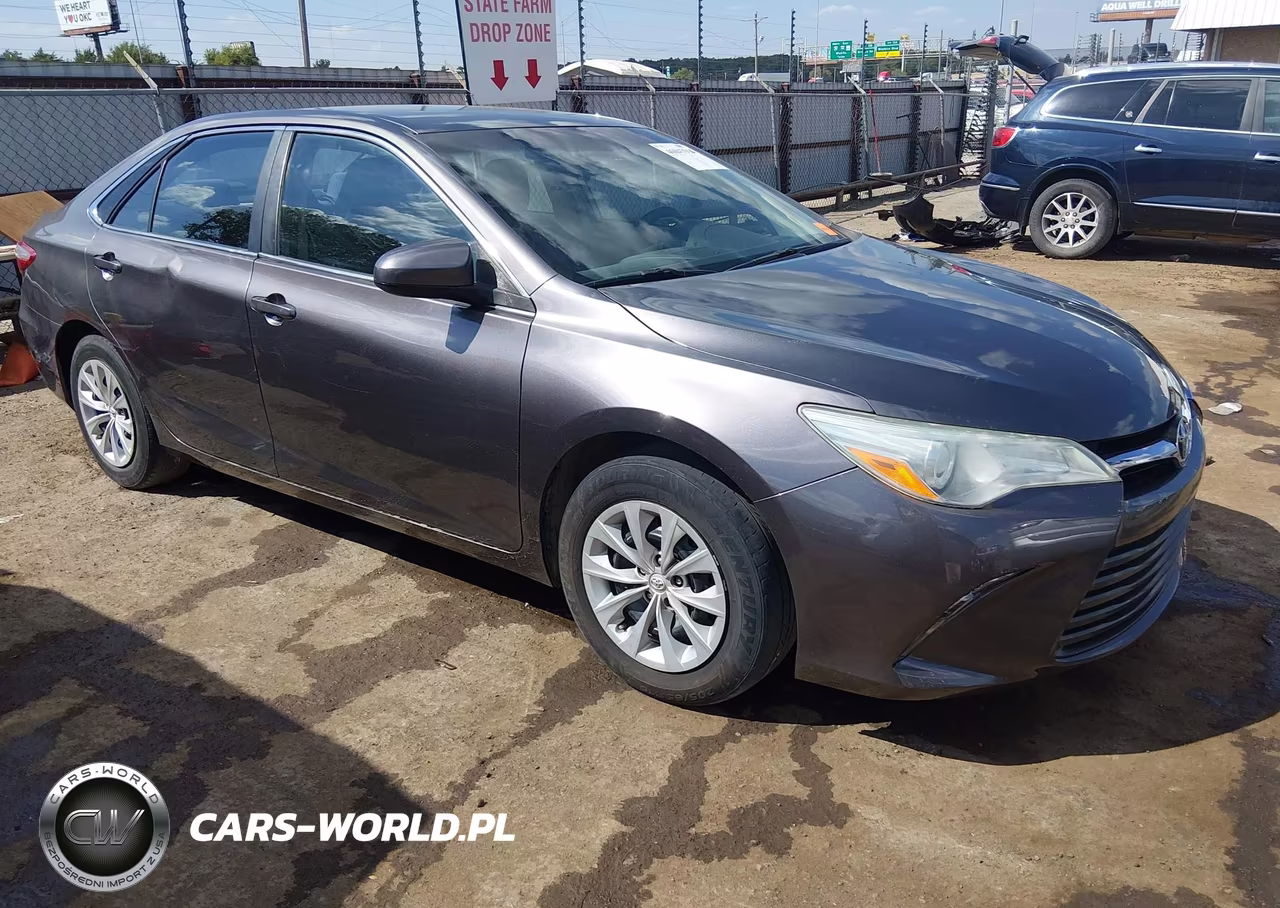 2015 Toyota Camry Le VIN:4T4BF1FK5FR446928 - 1