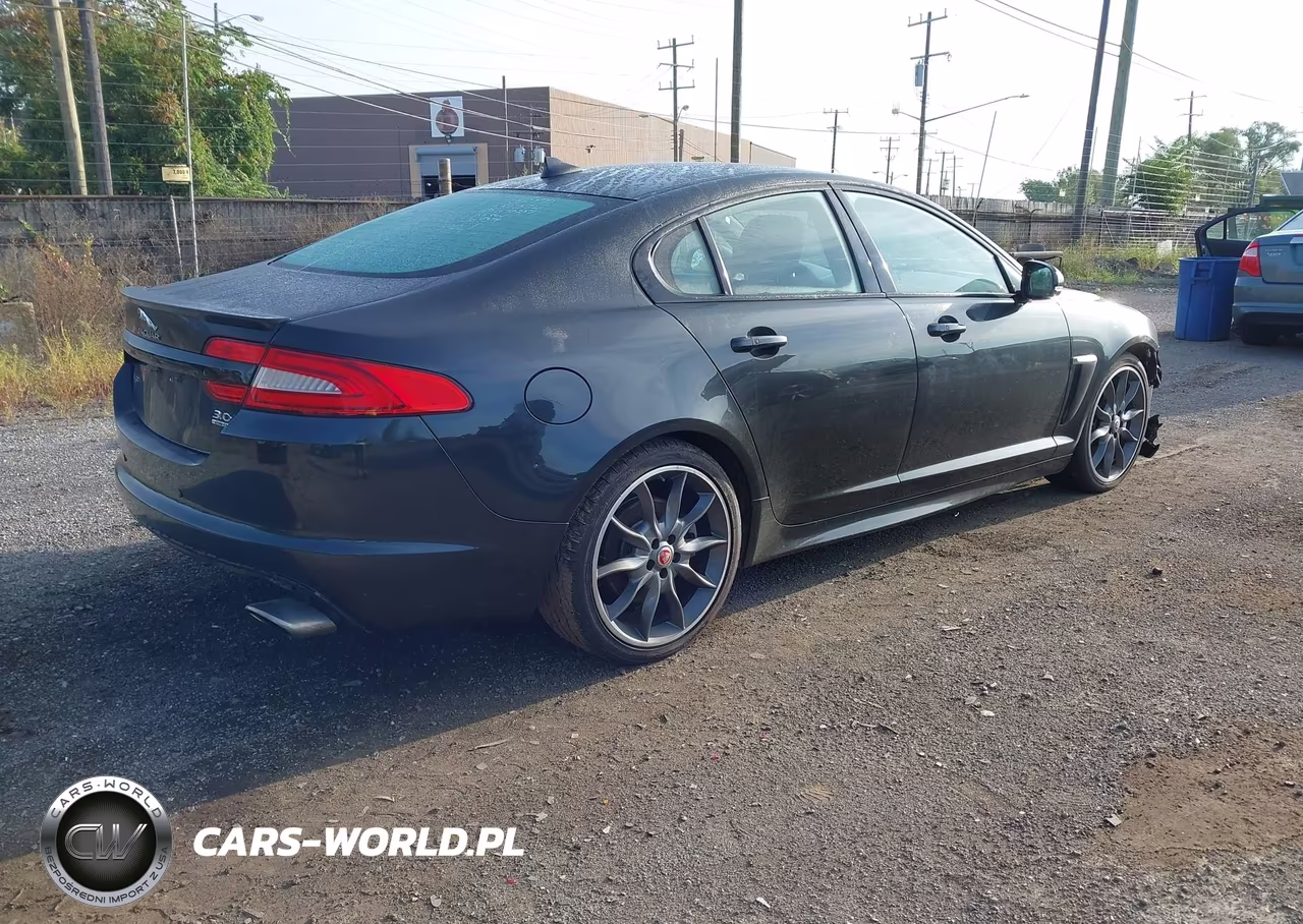 2015 Jaguar Xf 3.0 Portfolio-3.0 Sport VIN:SAJWJ0FF8F8U70257 - 4