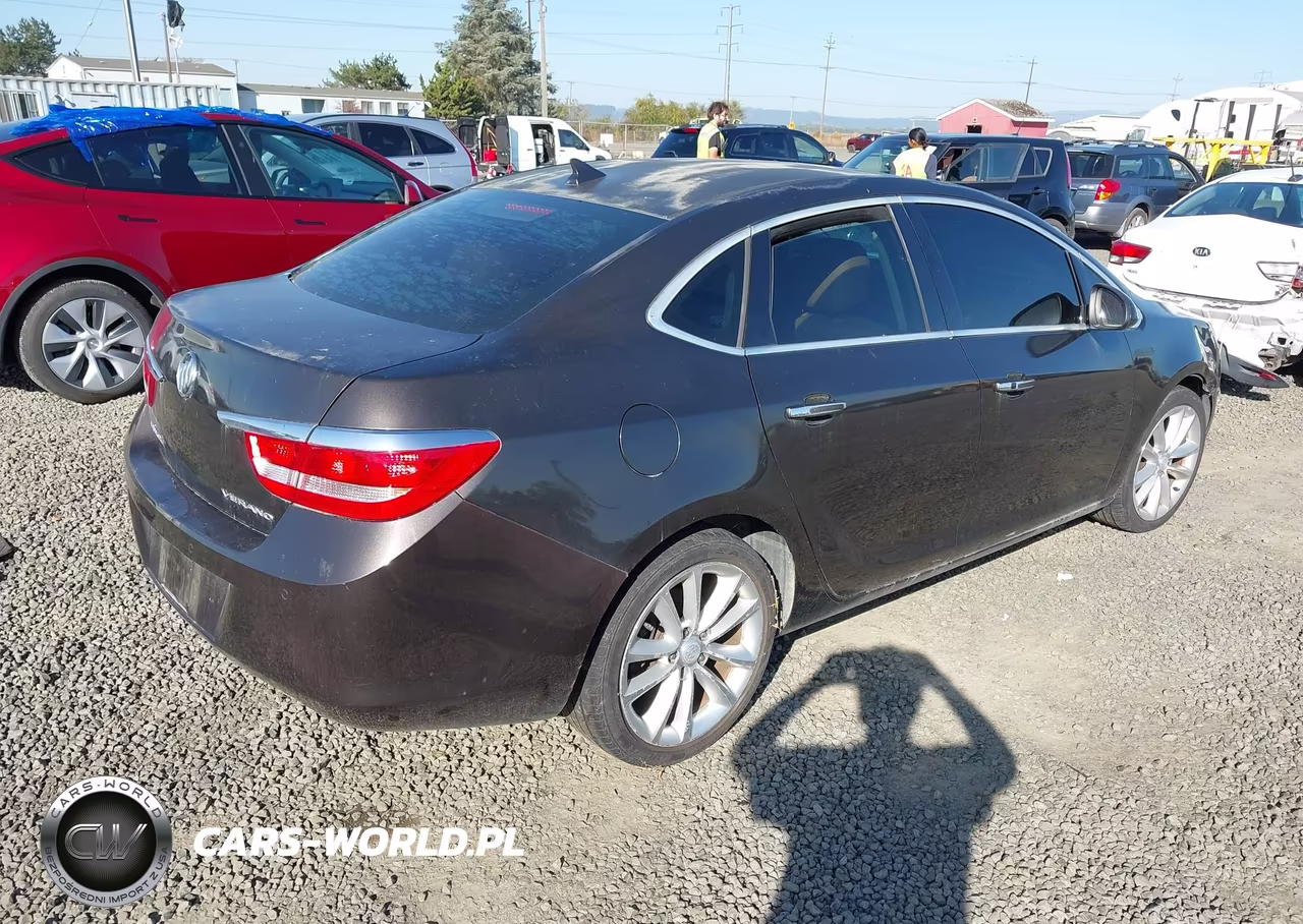 2012 Buick Verano Leather Group VIN:1G4PS5SKXC4166815 - 4