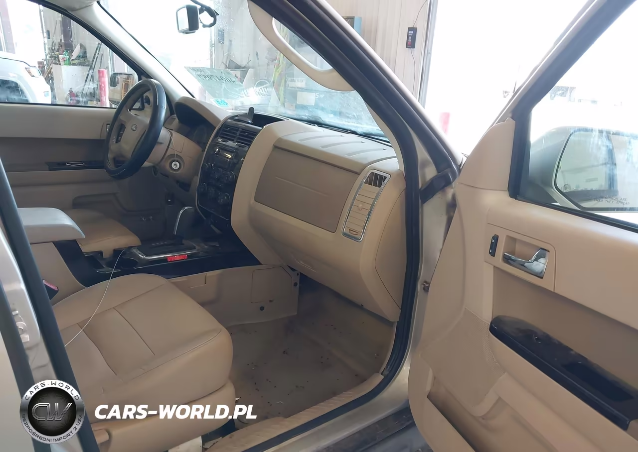 2010 Ford Escape Limited VIN:1FMCU0E7XAKB08988 - 5
