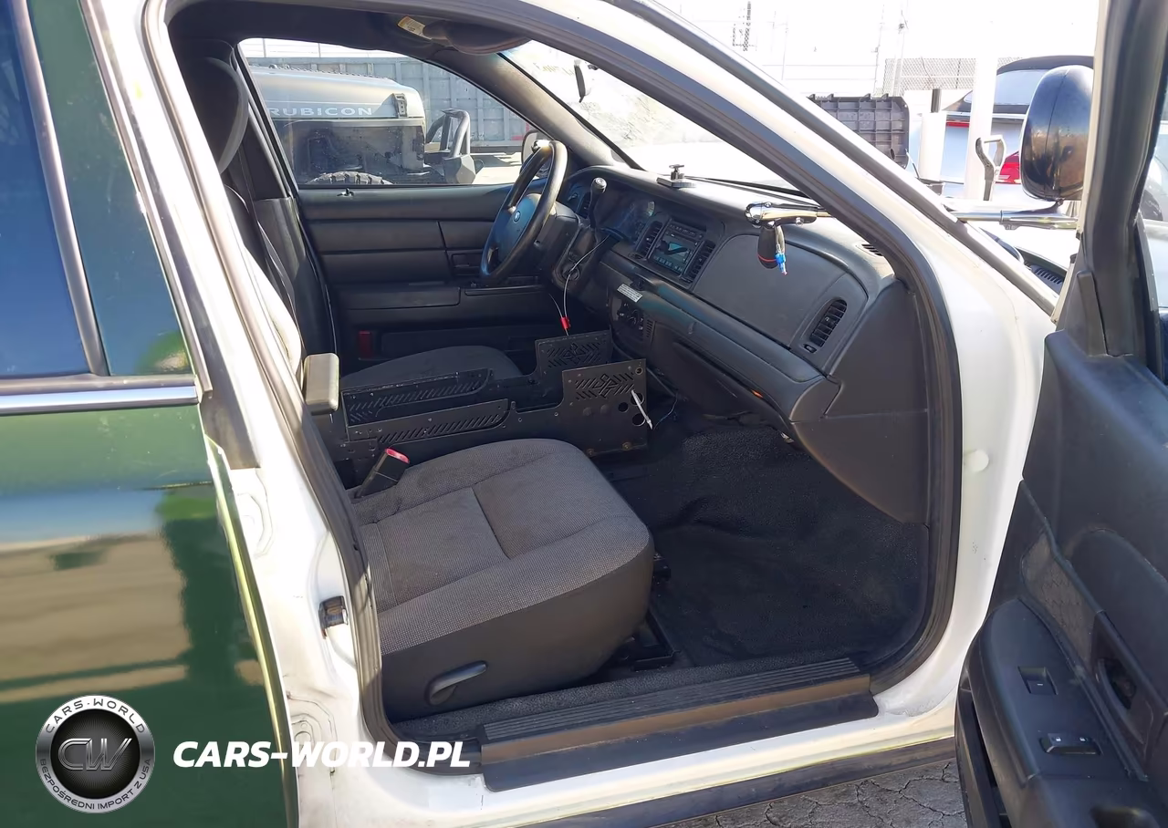 2009 Ford Crown Victoria Police-Police Interceptor VIN:2FAHP71V29X140279 - 5