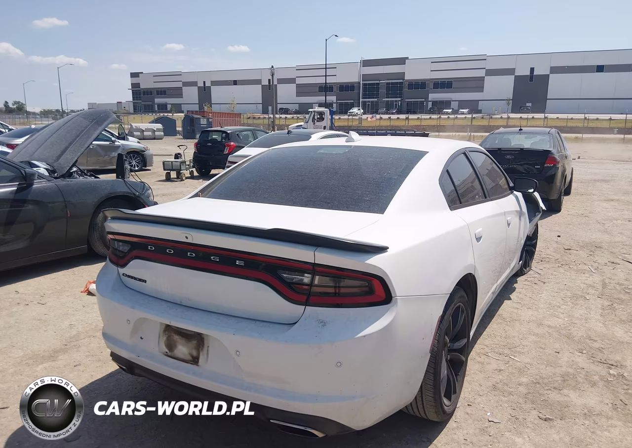 2016 Dodge Charger Sxt VIN:2C3CDXHG5GH150384 - 4