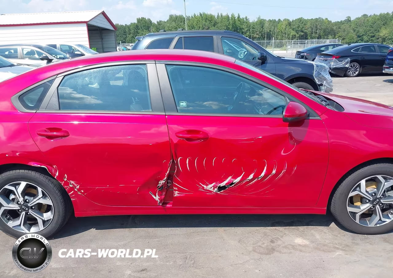 2021 Kia Forte Lxs VIN:3KPF24AD3ME326059 - 13