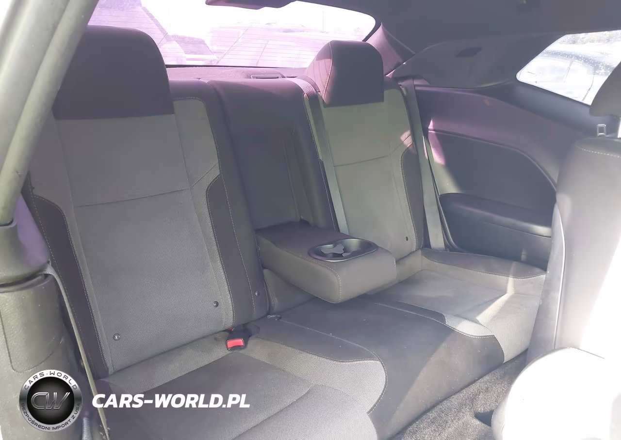 2015 Dodge Challenger Sxt VIN:2C3CDZAG3FH823015 - 8