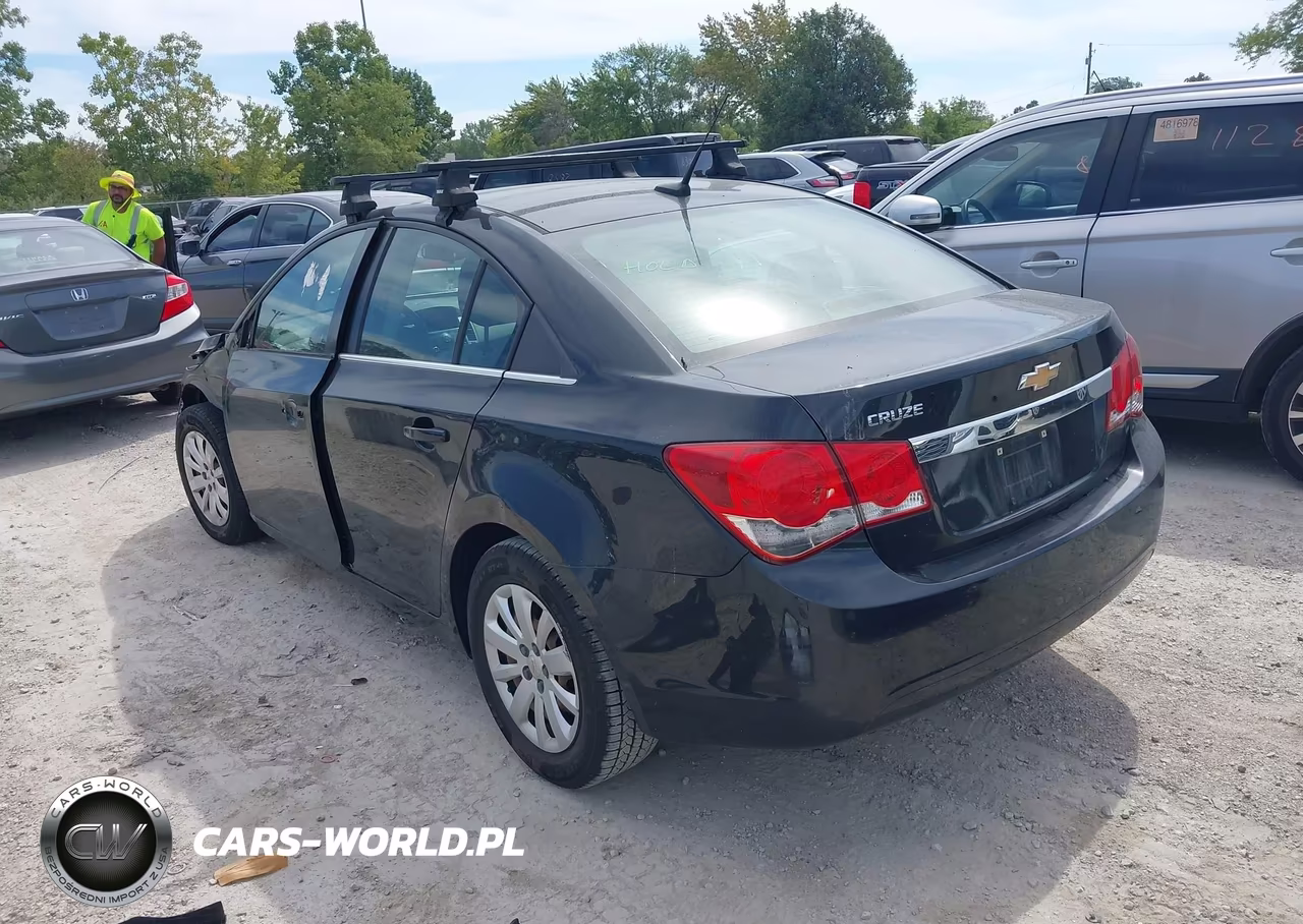 2011 Chevrolet Cruze Ls VIN:1G1PC5SH3B7293756 - 3