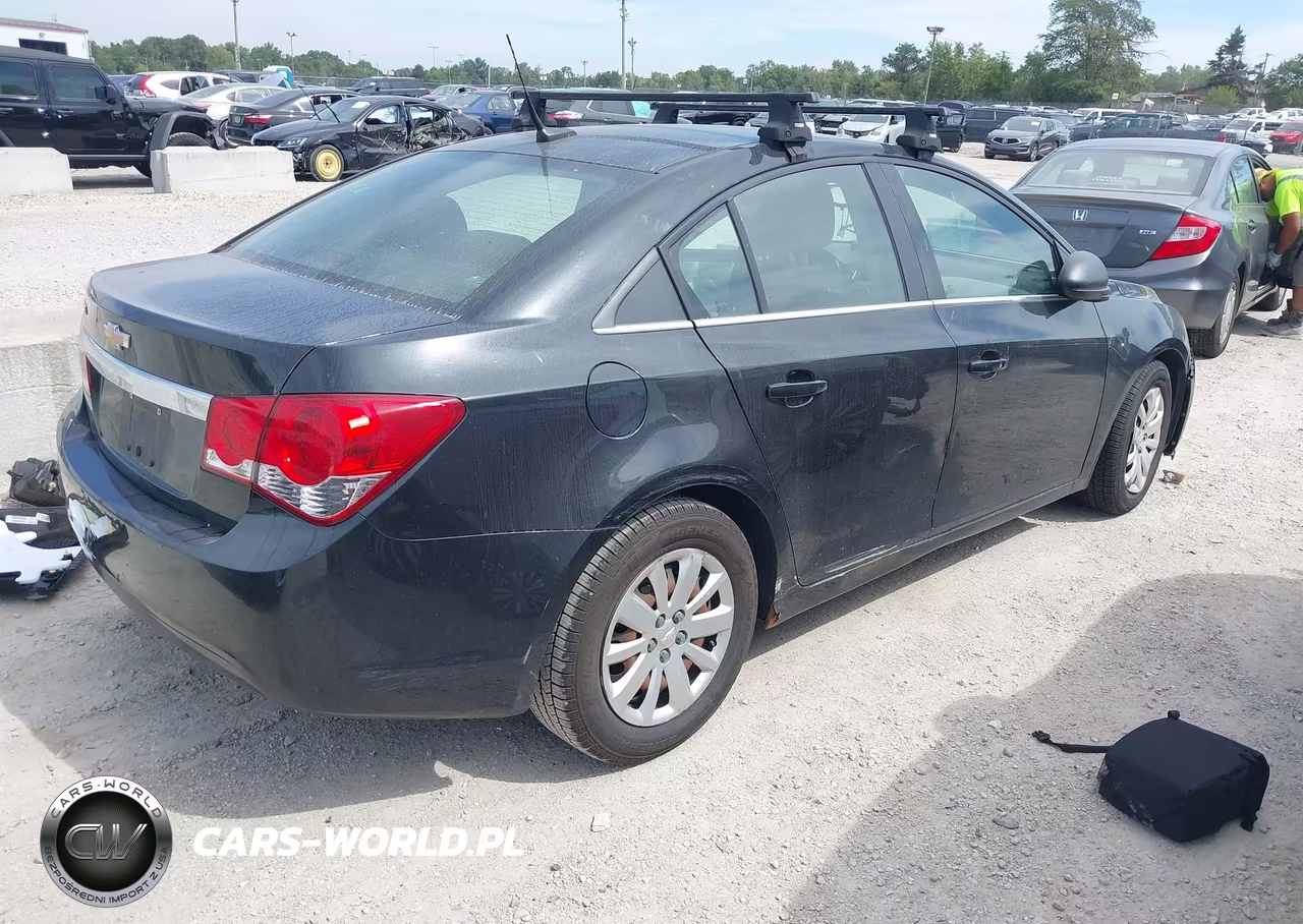 2011 Chevrolet Cruze Ls VIN:1G1PC5SH3B7293756 - 4