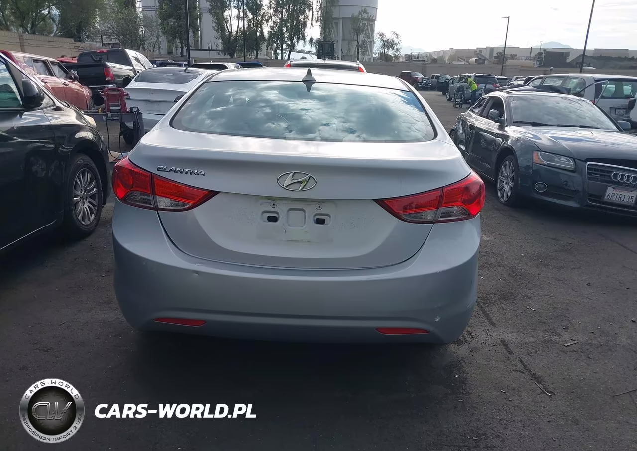 2013 Hyundai Elantra Gls VIN:5NPDH4AE0DH397472 - 13