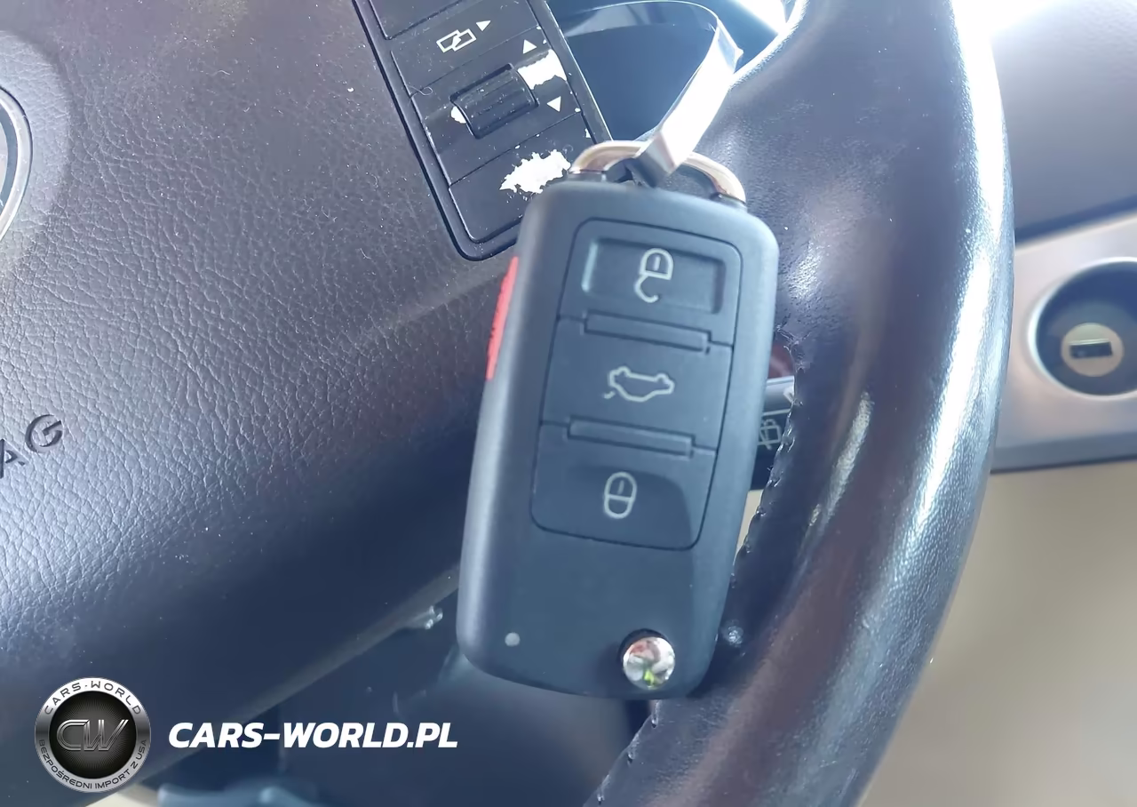 2004 Volkswagen Touareg V8 VIN:WVGEM77L44D055838 - 11
