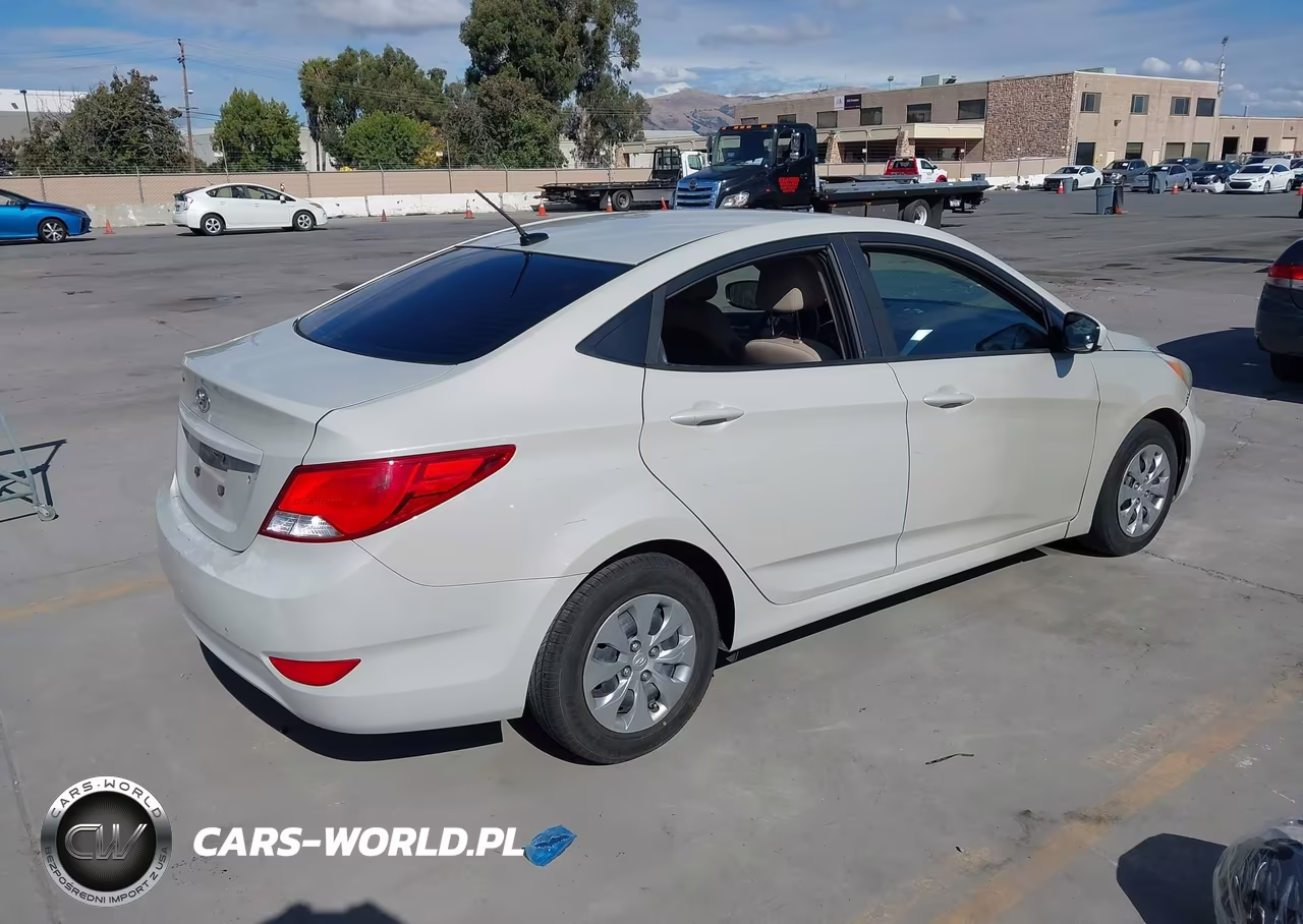 2017 Hyundai Accent Se VIN:KMHCT4AE1HU262986 - 4