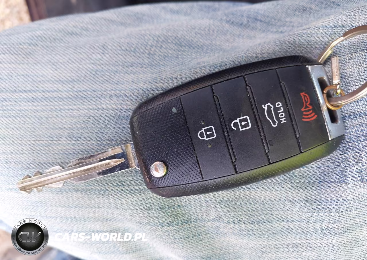 2018 Kia Forte Lx VIN:3KPFL4A76JE186561 - 11
