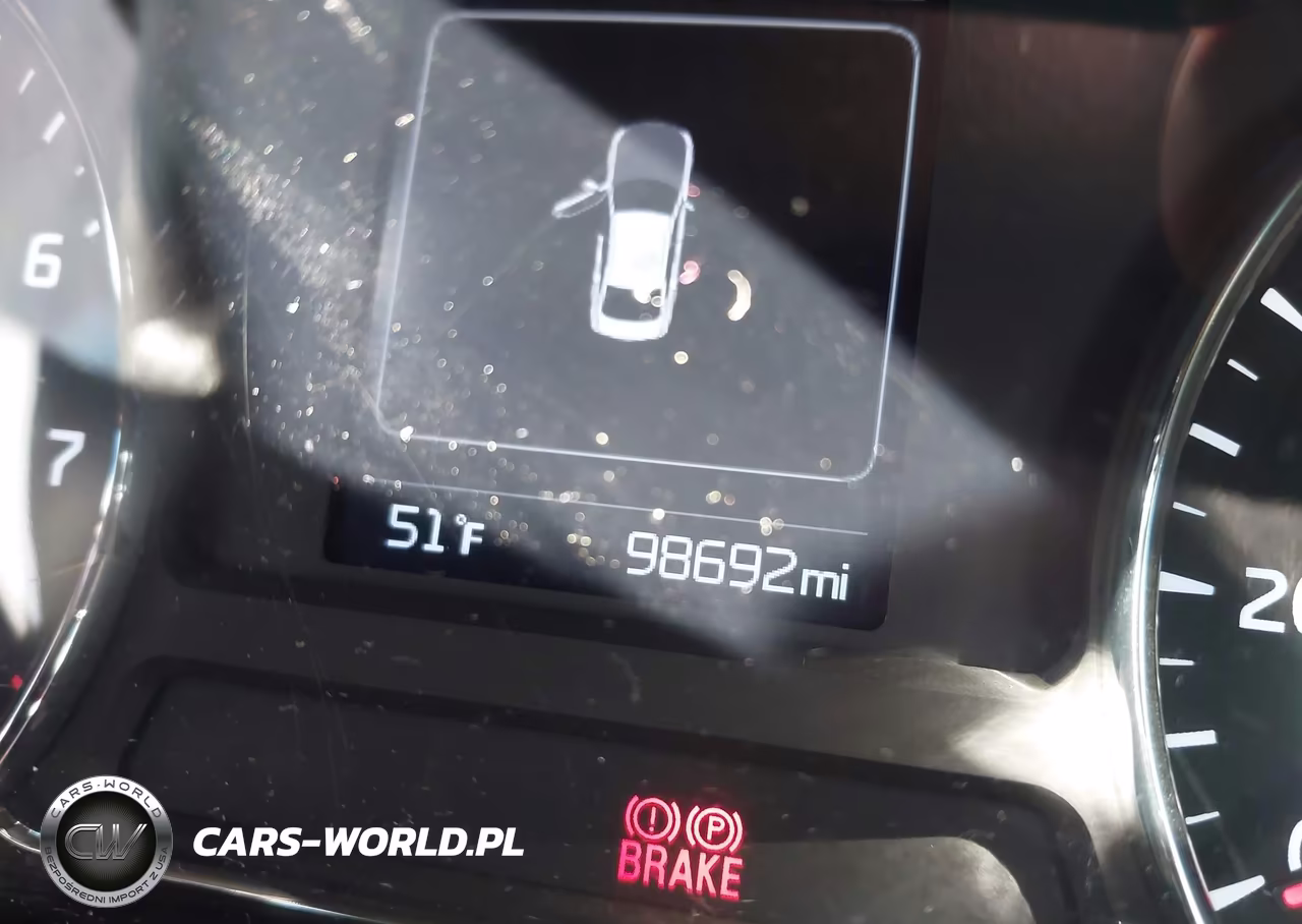 2018 Kia Forte Lx VIN:3KPFL4A76JE186561 - 16