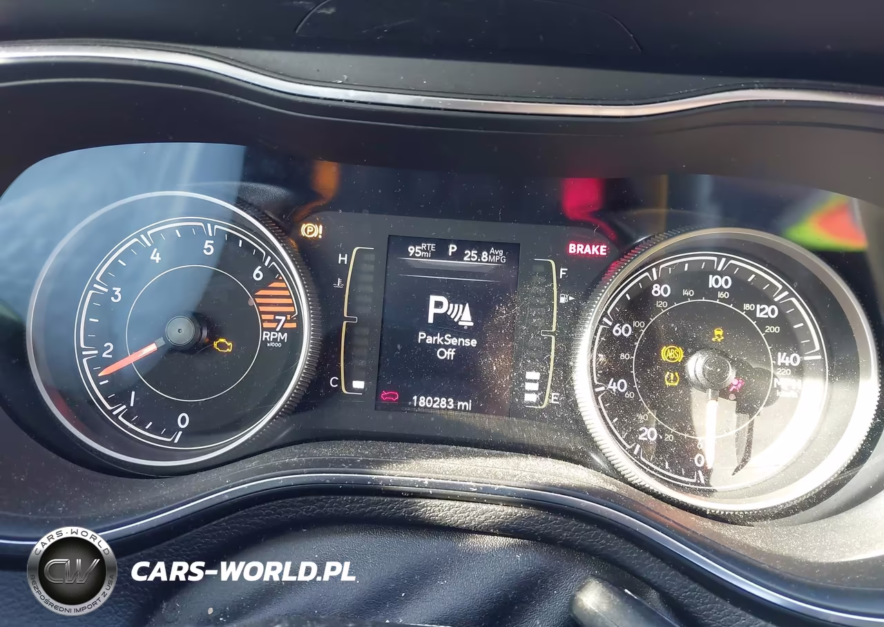2019 Jeep Cherokee Altitude Fwd VIN:1C4PJLLB5KD443640 - 7