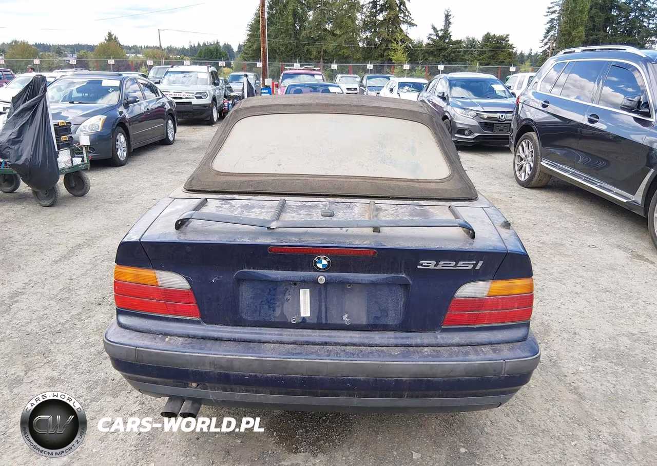 1995 BMW 325 Ic VIN:WBABJ5322SJC82929 - 16