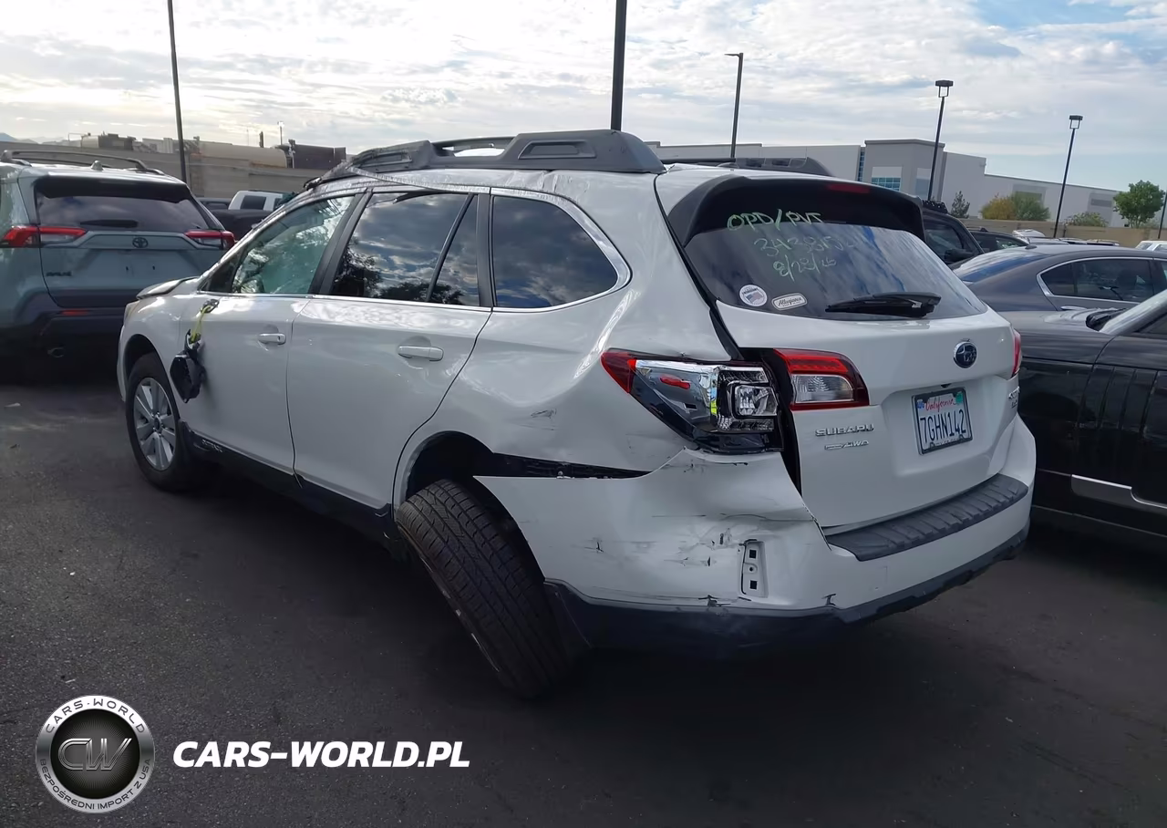 2015 Subaru Outback 2.5I Premium VIN:4S4BSAEC6F3202064 - 3