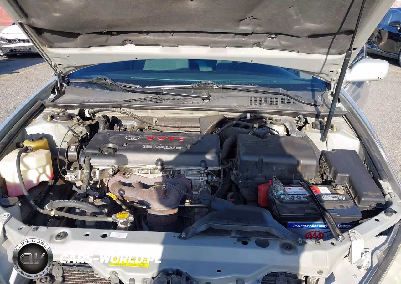 2004 Toyota Camry Le VIN:4T1BE32K24U379880 - 10