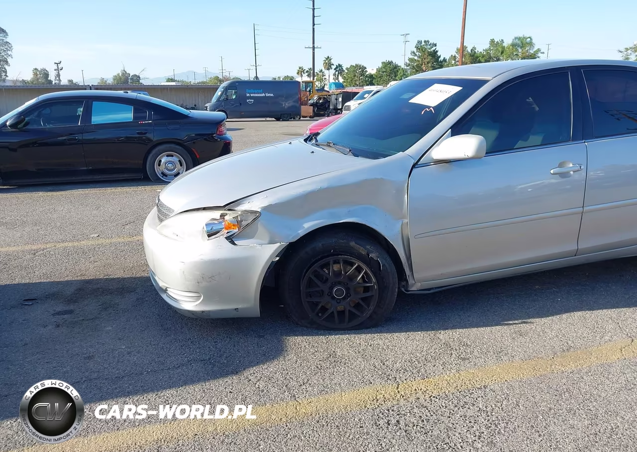 2004 Toyota Camry Le VIN:4T1BE32K24U379880 - 6