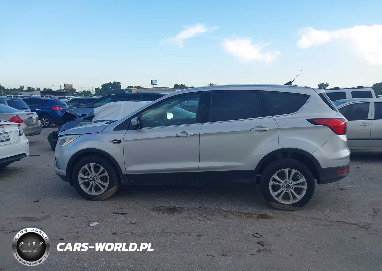 2019 Ford Escape Se VIN:1FMCU0GD9KUA72588 - 14