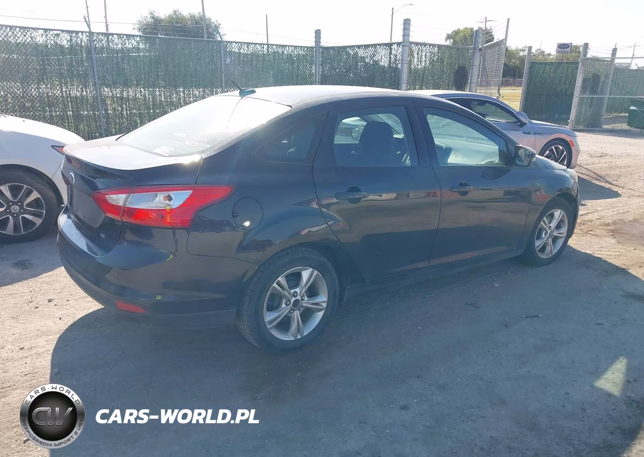 2013 Ford Focus Se VIN:1FADP3F27DL264561 - 4