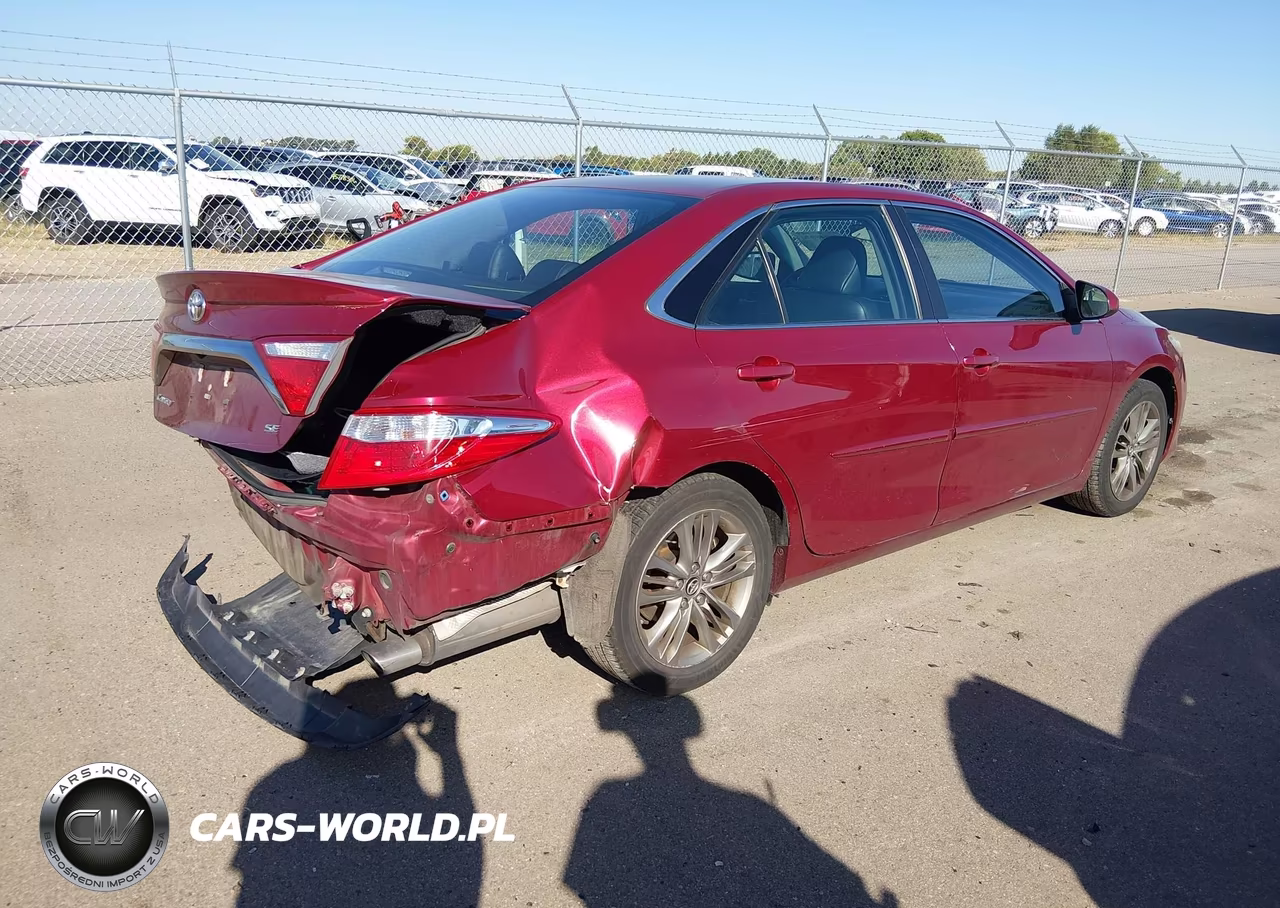 2017 Toyota Camry Se VIN:4T1BF1FK7HU691940 - 4