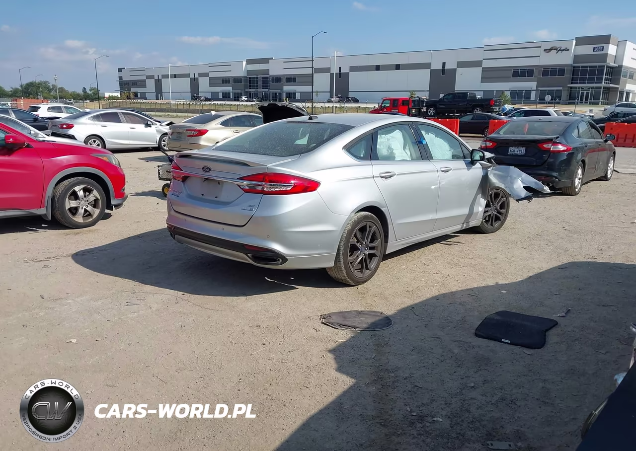2018 Ford Fusion Se VIN:3FA6P0T97JR221134 - 4