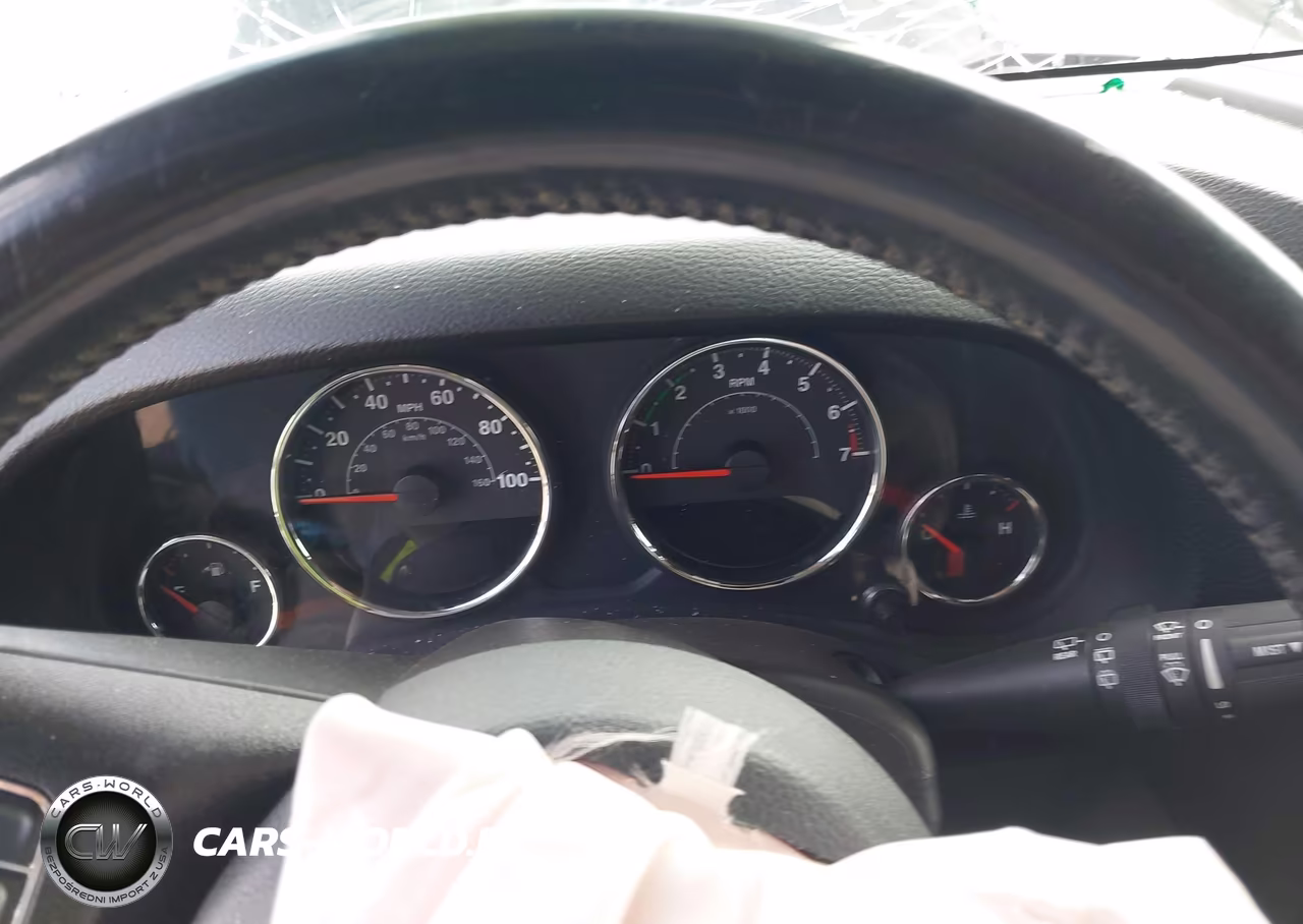 2018 Jeep Wrangler Jk Unlimited Sahara 4X4 VIN:1C4BJWEG3JL838294 - 7