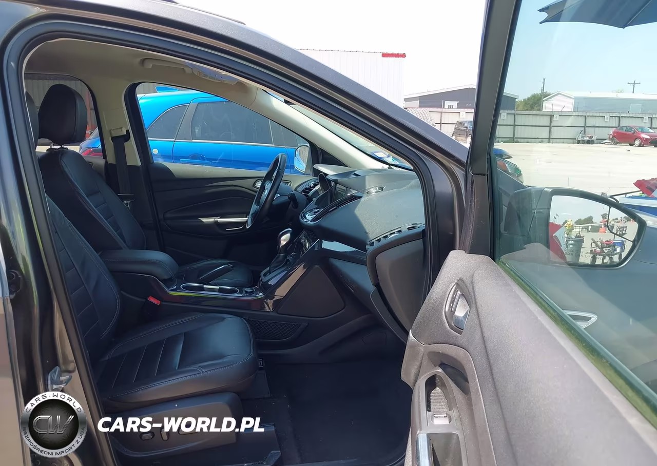 2016 Ford Escape Titanium VIN:1FMCU9JX0GUC70684 - 5
