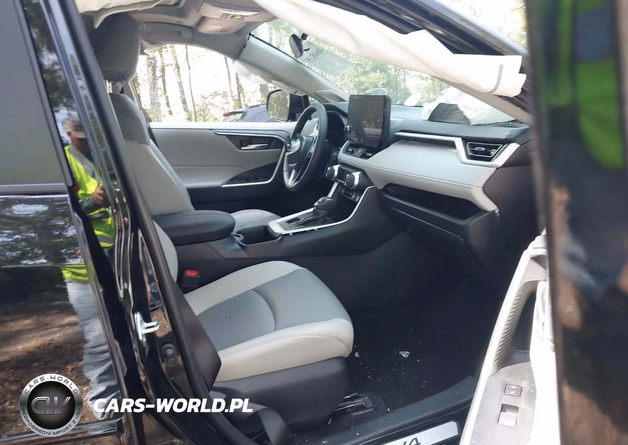 2025 Toyota Rav4 Xle Premium VIN:2T3A1RFV8SC544903 - 5