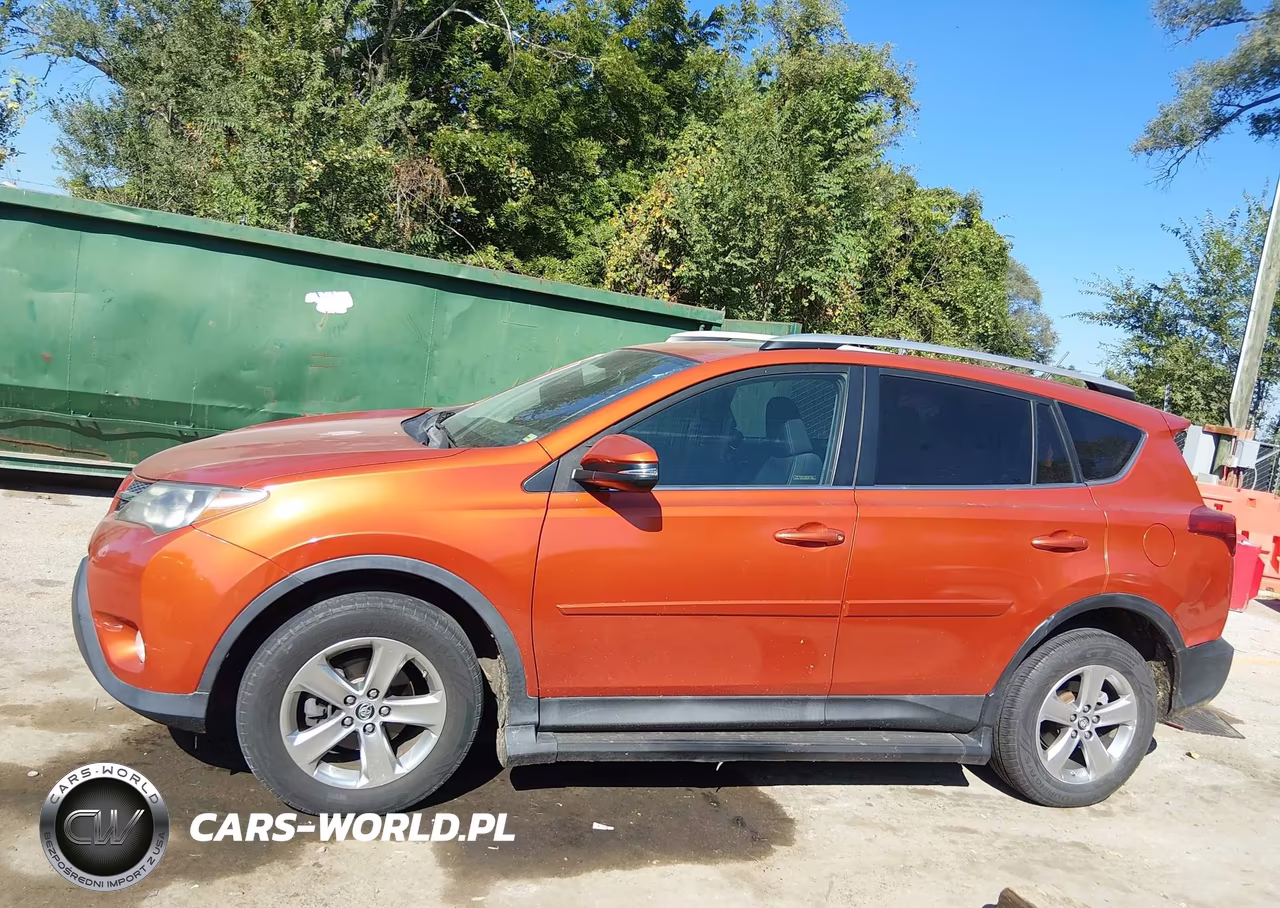 2015 Toyota Rav4 Xle VIN:2T3WFREV0FW179677 - 14