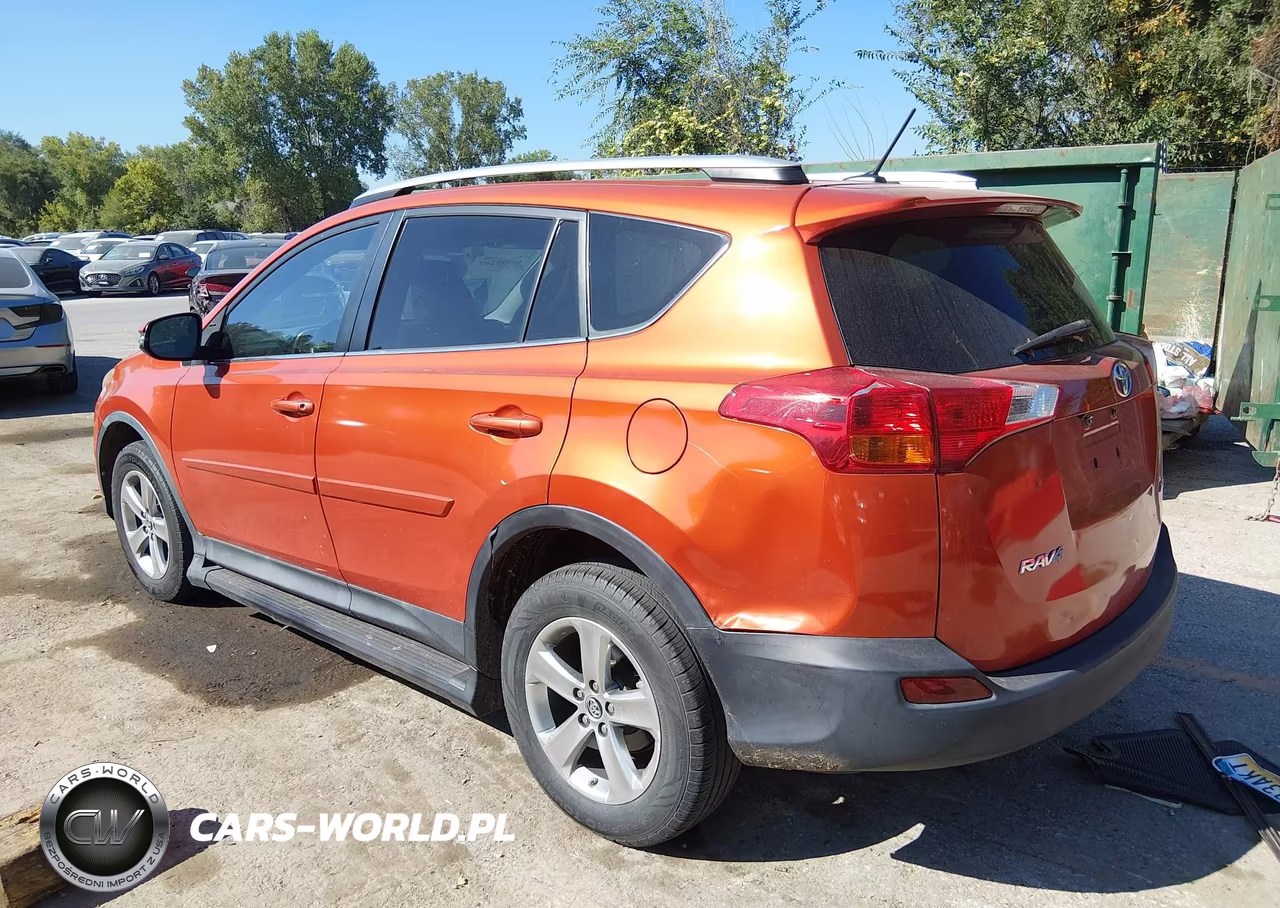 2015 Toyota Rav4 Xle VIN:2T3WFREV0FW179677 - 3