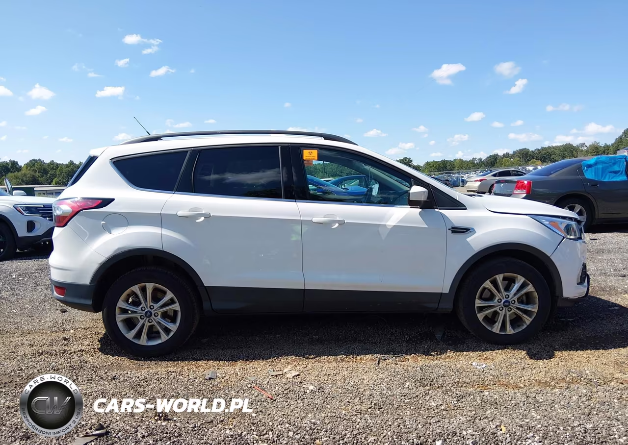 2018 Ford Escape Se VIN:1FMCU9GD0JUC88302 - 13