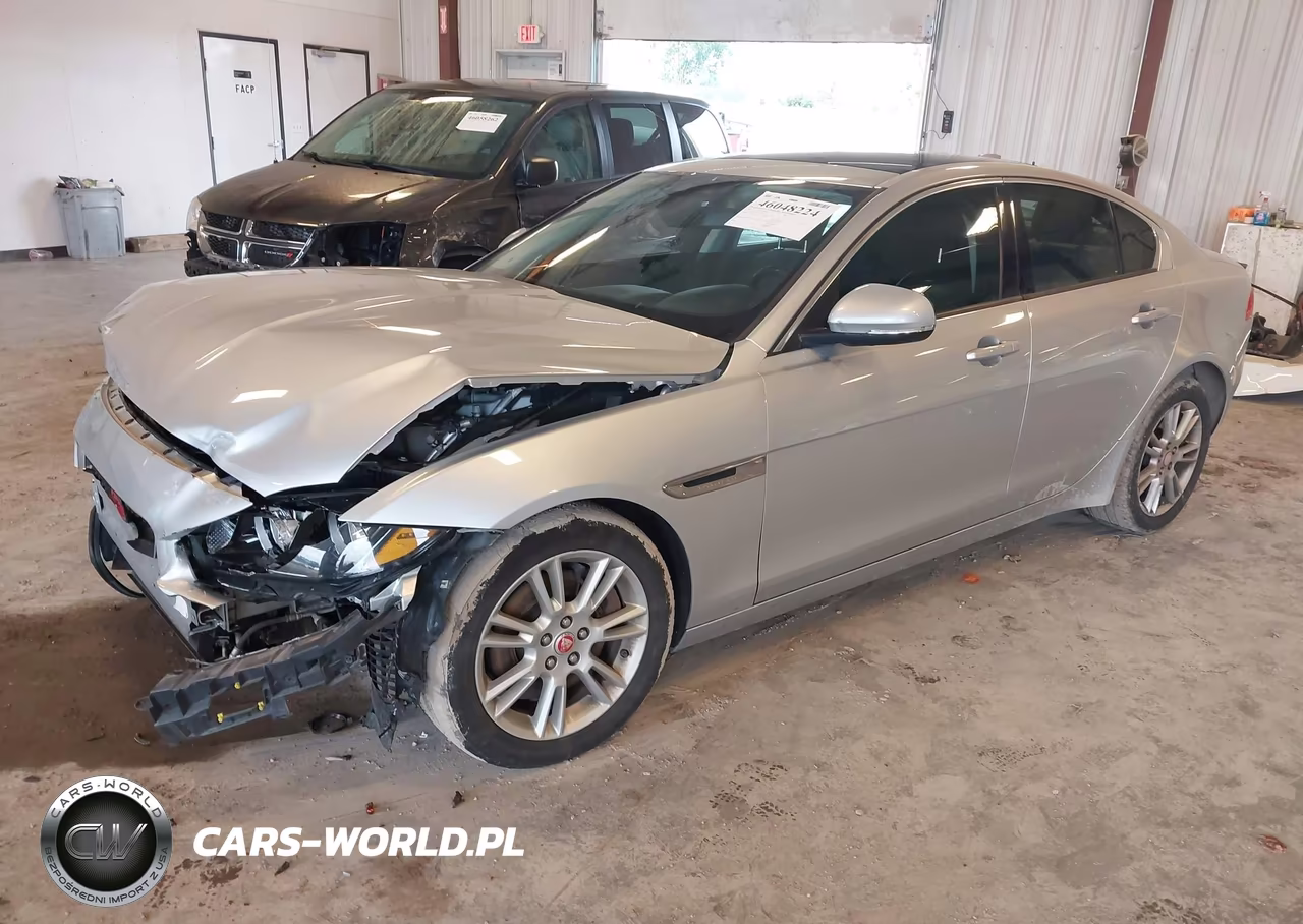 2018 Jaguar Xe 25T Premium VIN:SAJAJ4FX2JCP24853 - 2